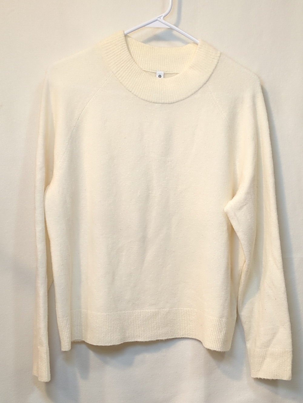 Athleta Cream Cashmere Sweater